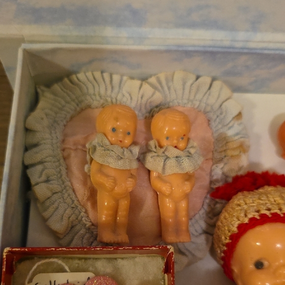 Vintage Doll Collection: Set Of 7. - Picture 2 of 8